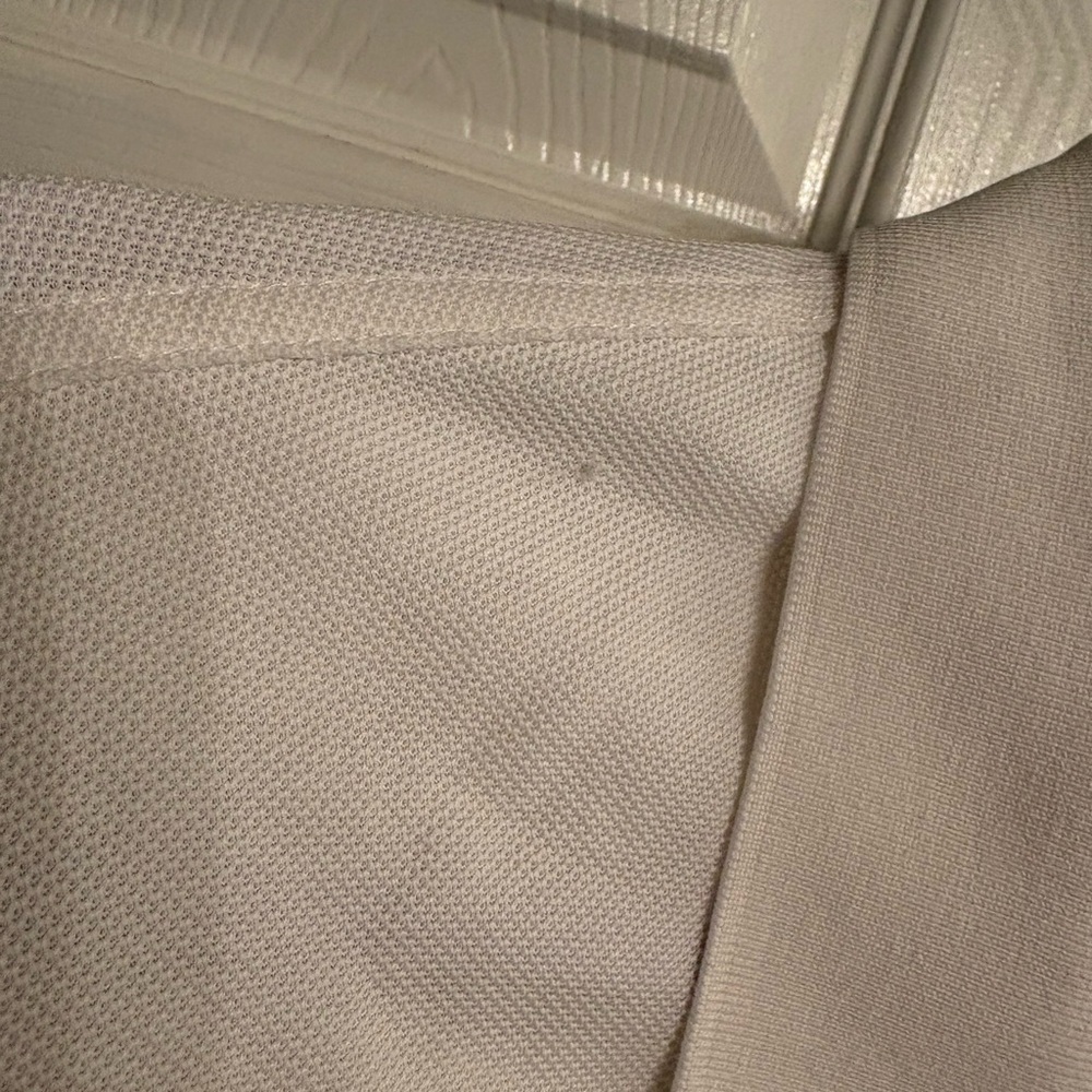 Burberry Rubber Logo Polo with flaws - Picture 7 of 11